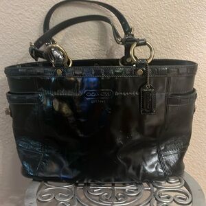 Coach black patent leather tote F0773-11500